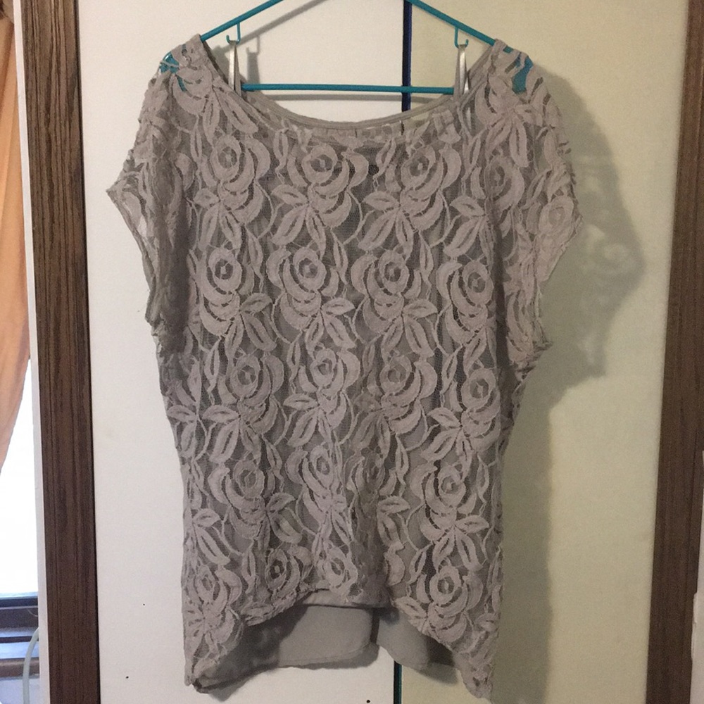 Gray laced top with tank under
